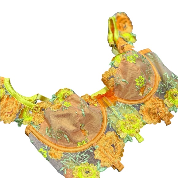 NWT FOR LOVE & LEMON Neon Rose Yellow Floral Embroidered Lace Bustier Bra Top - Picture 3 of 9